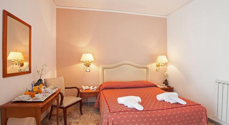 Hotel Caruso 마사루브렌세 외부 사진