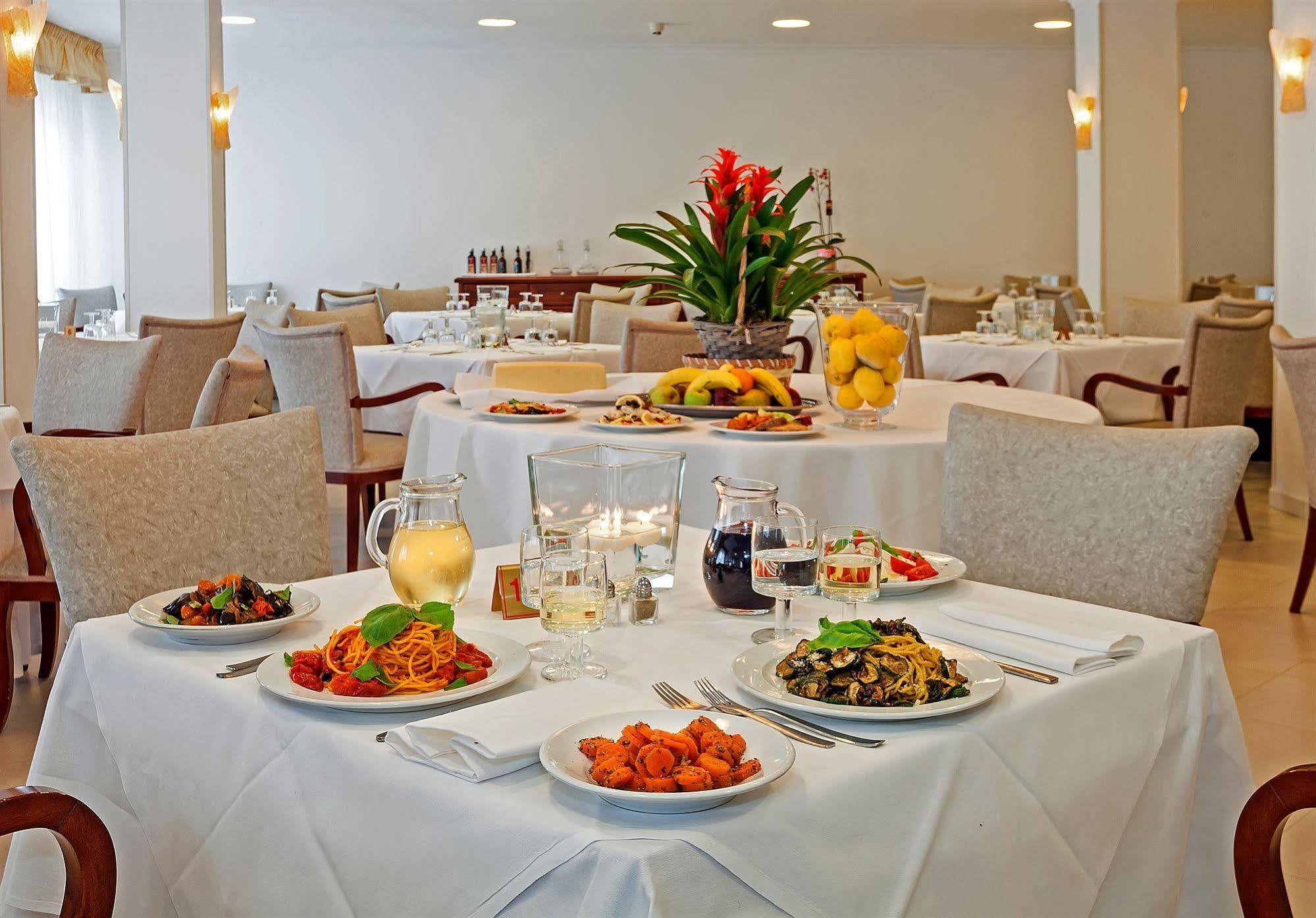 Hotel Caruso 마사루브렌세 외부 사진