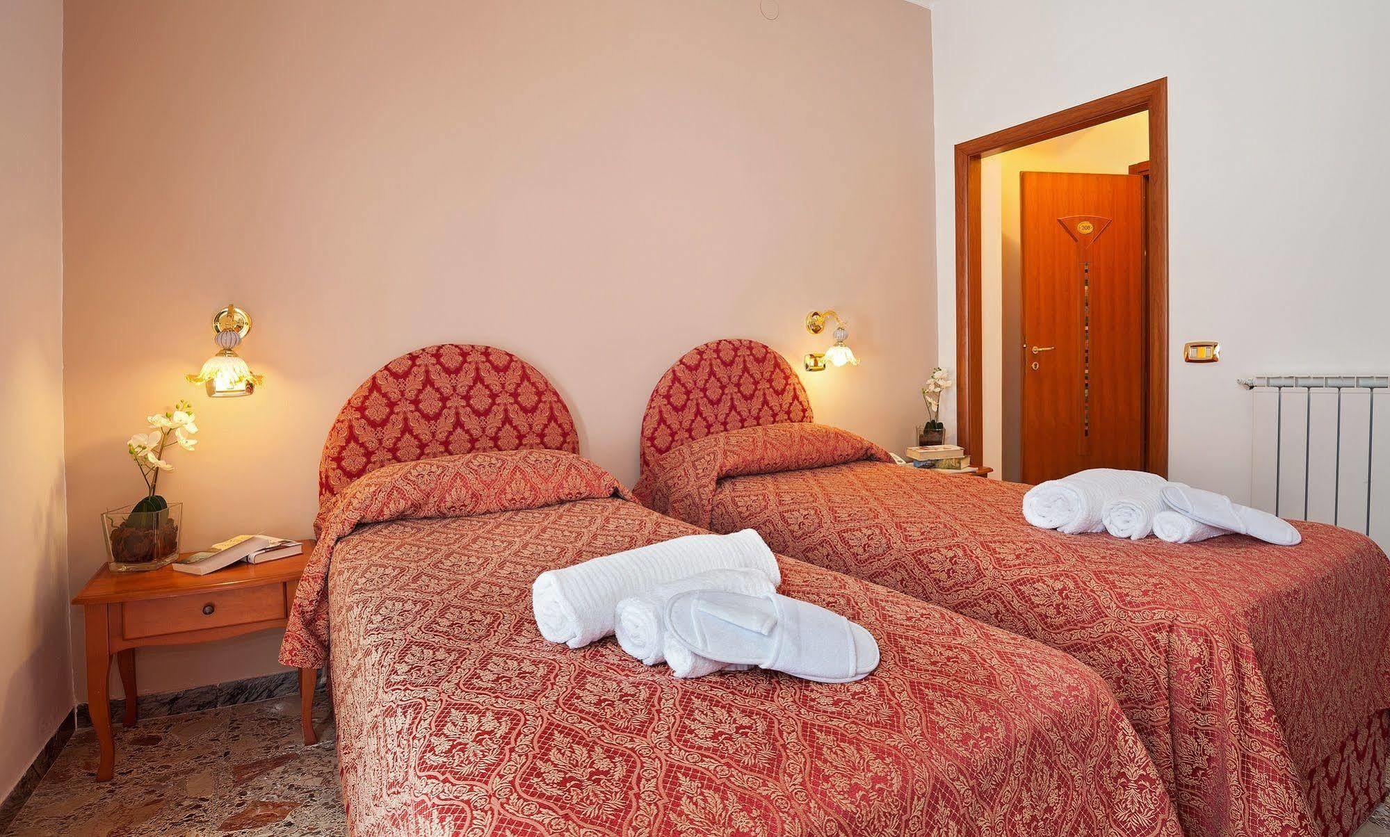 Hotel Caruso 마사루브렌세 외부 사진